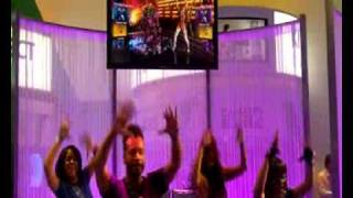 E3 2011 Dance Central 2 gameplay