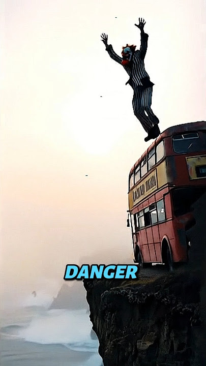 Badut lompat dari bus ke jurang ~ Clown Jumps from Bus to Ravine