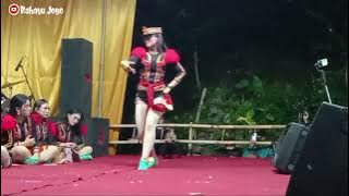 Penari Paling Hot Wonosobo | Lisna Lincah Banget- DOLALAK ADELLA PUTRI LIVE SENDANGDALEM