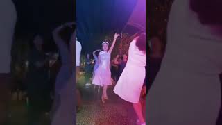 Hồng Mai Nhảy Đẹp Không Quí Bạn Xa Gần Iu Quí Ơi