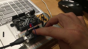 Adafruit Feather Blink