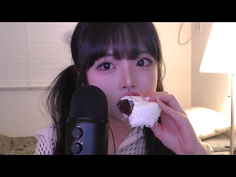 ASMR 사실 인어디블 고수입니다 (마시멜로우 케이크를 먹으며)