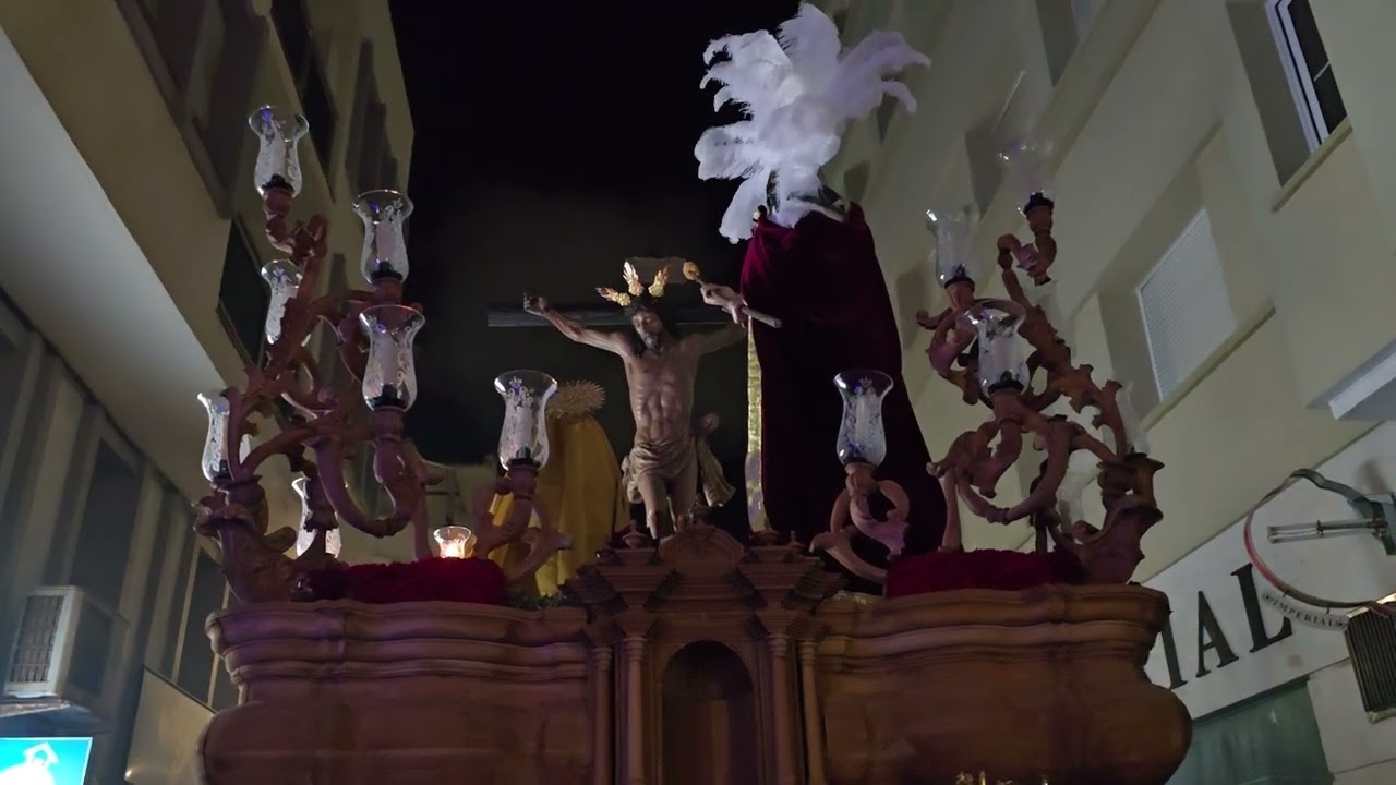 Cristo del  Amor La Línea 2025 - Entrada en Carrera Oficial.