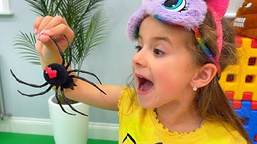 Ruby and Bonnie Pretend Play Learning the Five Senses for children