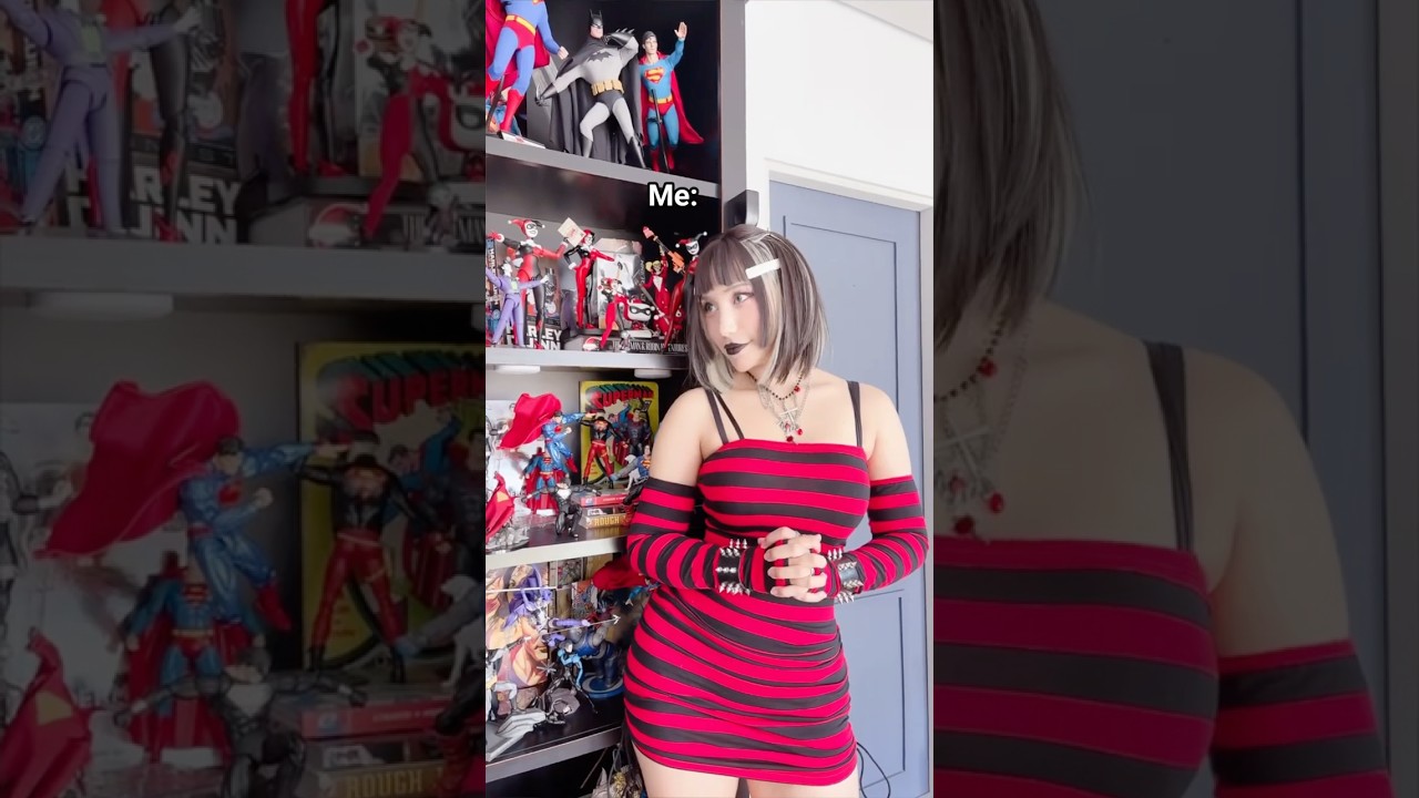 Who would you pick? 🥵🔥 #anime #cosplay #cosplayer #dragonballz #animegirl