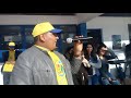 خذوا الكراسي واتركوا لنا الوطن