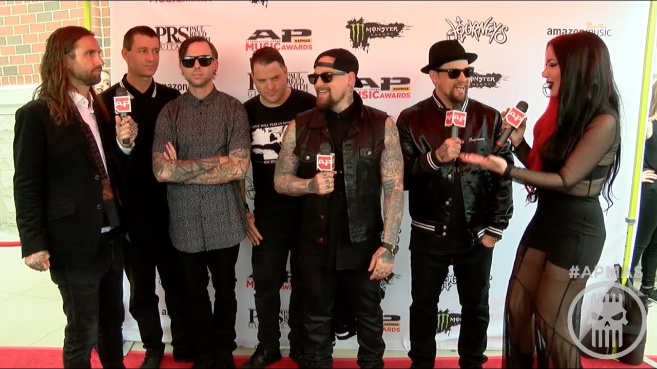 every time i die setlist APMAs 2016 Red Carpet: GOOD CHARLOTTE