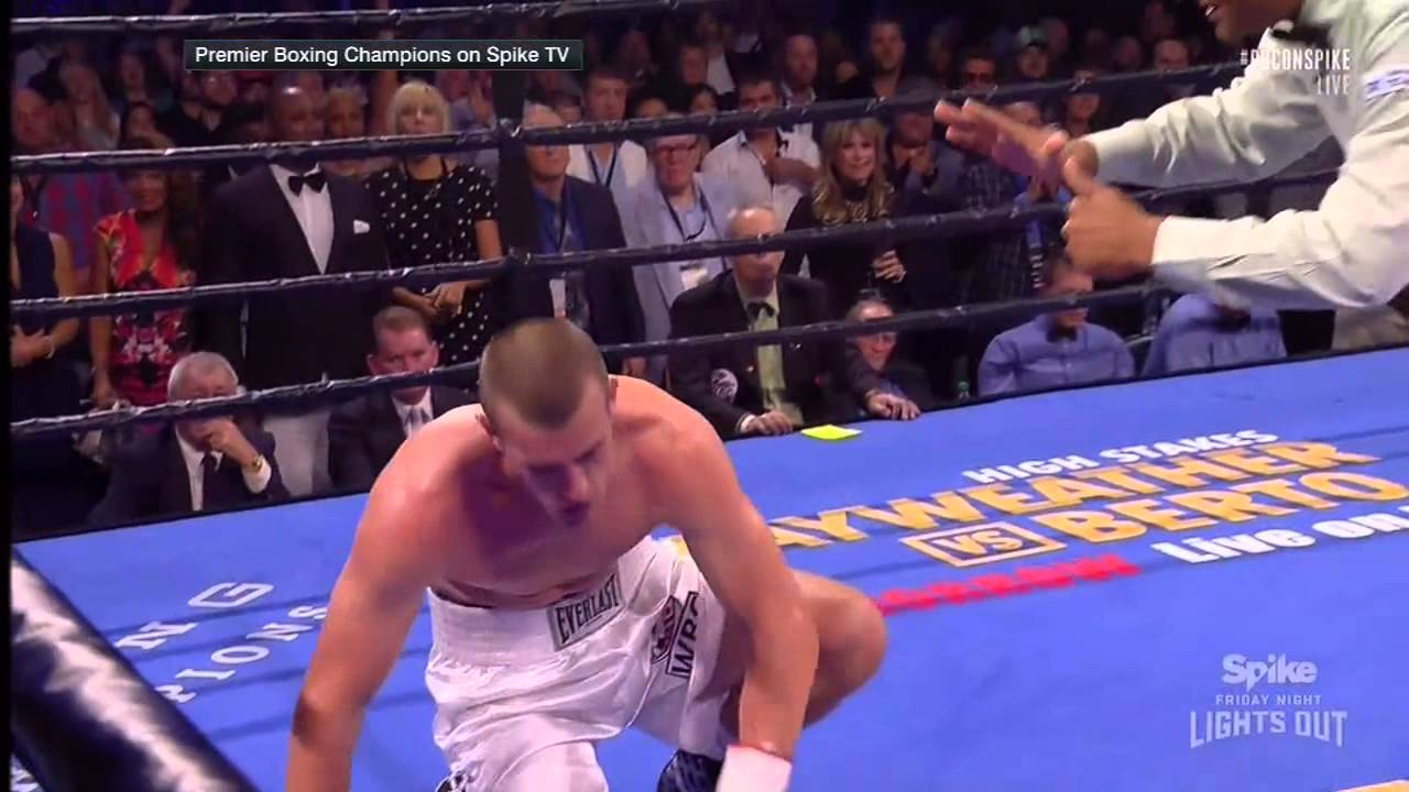 Stevenson wins by TKO