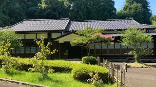 Old Traditional Style Japanese House • 伝統的な和風