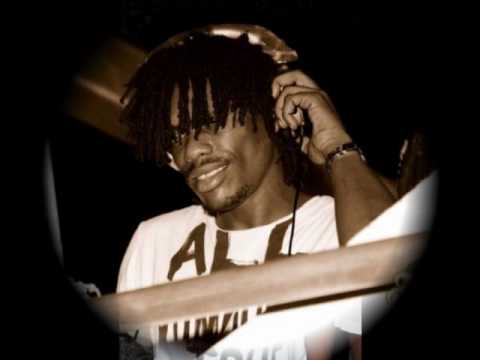 YouTube पर ZJ Liquid - Fraid Fi Go Home {Major Riddim} [Don Corleon PROD] May 2010 देखें