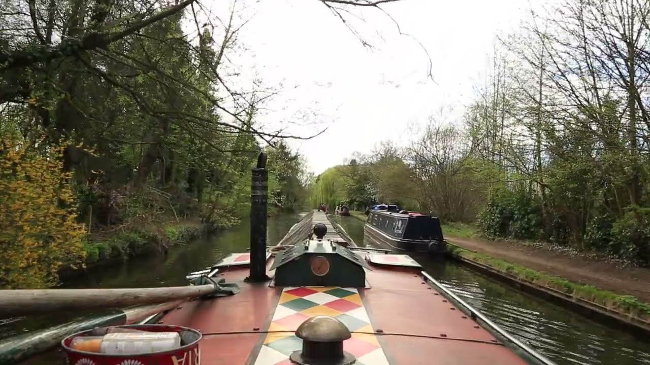 View from Turn Left for London by Canal