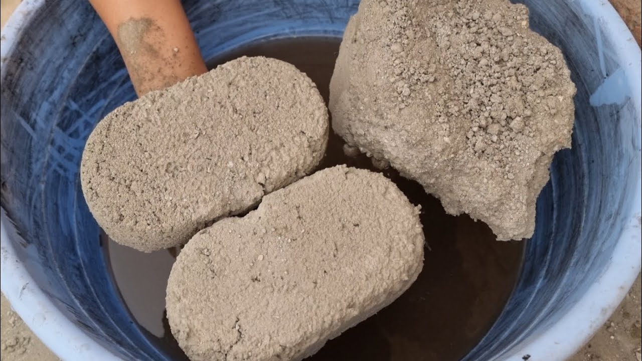 Crunchy Reused Pure Cement