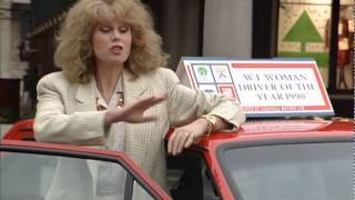 Joanna Lumley | WI Woman driver of the year | TN-90-037-003 | TN-90-037-003
