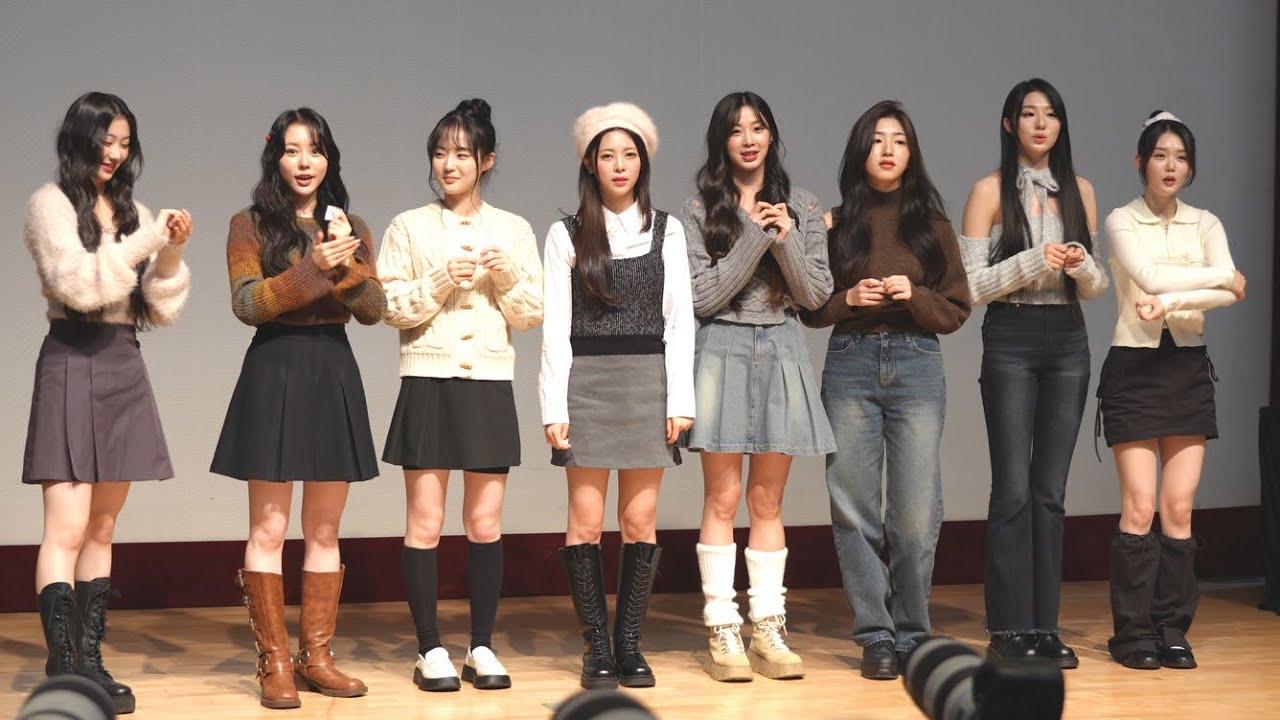 231203 트리플에스 러블루션 'Comment full ver' 4K60p 직캠(fancam) @fansign 포스코타워3층