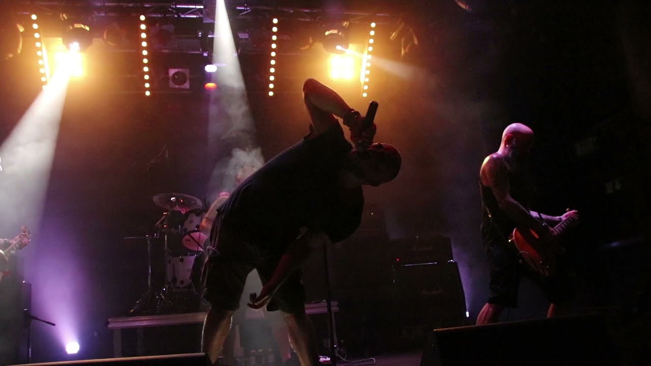 SNURFU - No Fucks Given (Live)