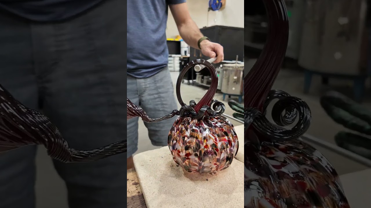 Shaping The Perfect Pumpkin Stem #glassblowing #glassart #satisfying