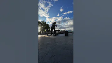 360 Flip 2025 