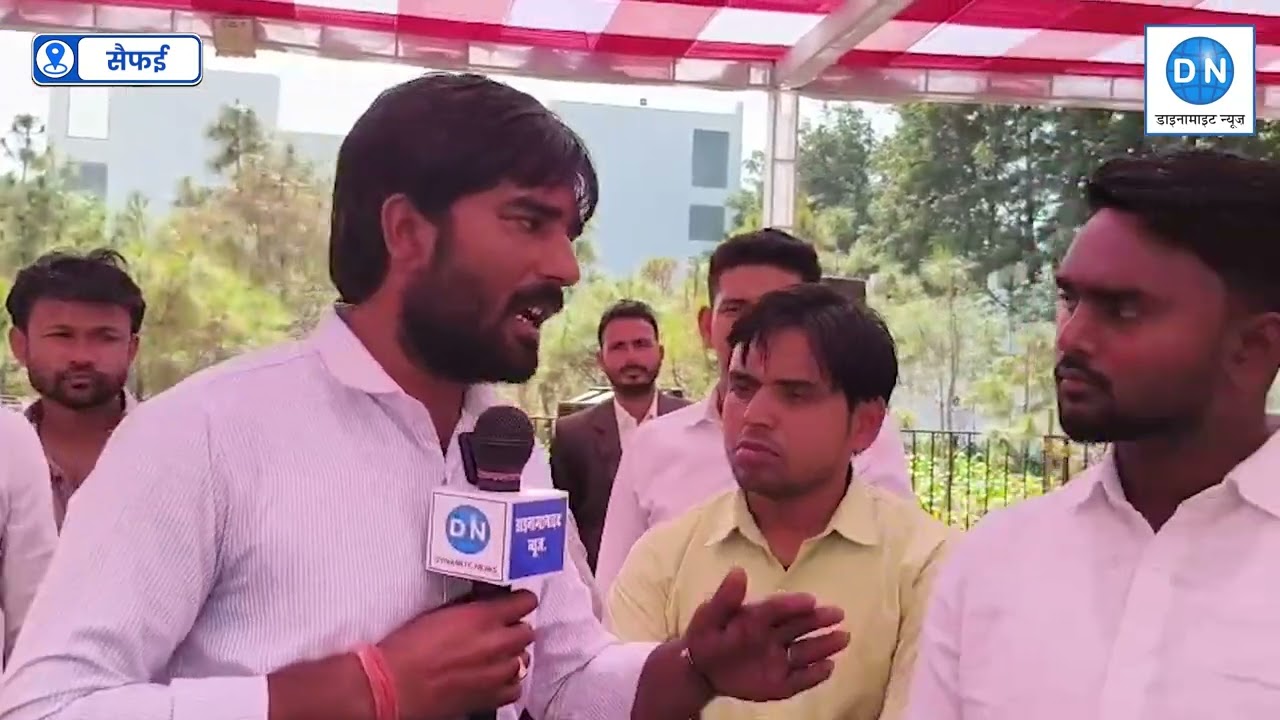 होली मनाने सैफई पहुंचे अखिलेश यादव, क्या बोले पार्टी कार्यकर्ता #akhileshyadav