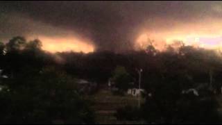Miss. tornado causes damage, injuries