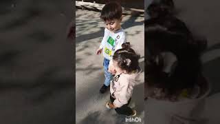 Bu Dünyanin Gözel Qizi Bu Gelen Qonsunun Qizi