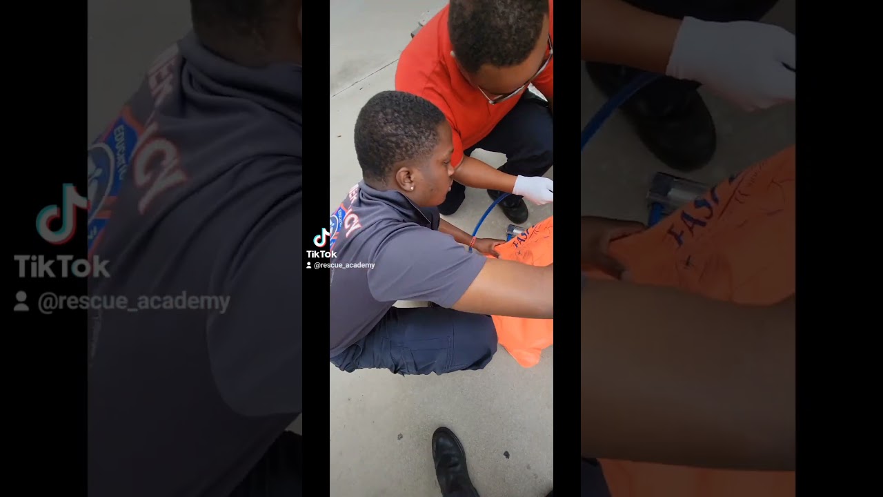 Обучение парамедиков 🚒🚑 с вакуумной шиной #эмт #медик #парамедик #эмс #медсестра