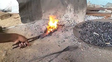 How the khurpi is made and how it works .