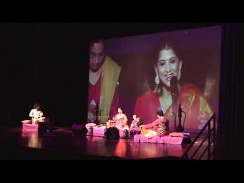 Rangi Saari Gulabi Chunariya re   - Kaushiki Chakraborty
