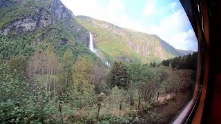 ミュールダール駅からフラム駅への車窓,ノルウェー,Myrdal to Flåm station,stasjon,,Norway