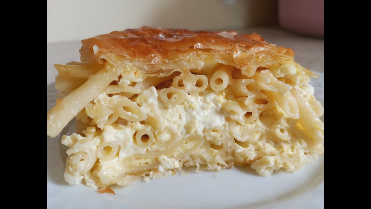 Μακαρονόπιτα χώριατικη μια πανεύκολη συνταγή  με φύλλο κρούστας και φέτα!