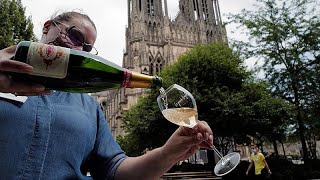 France to resume champagne exports to Russia as talks bid falls flat