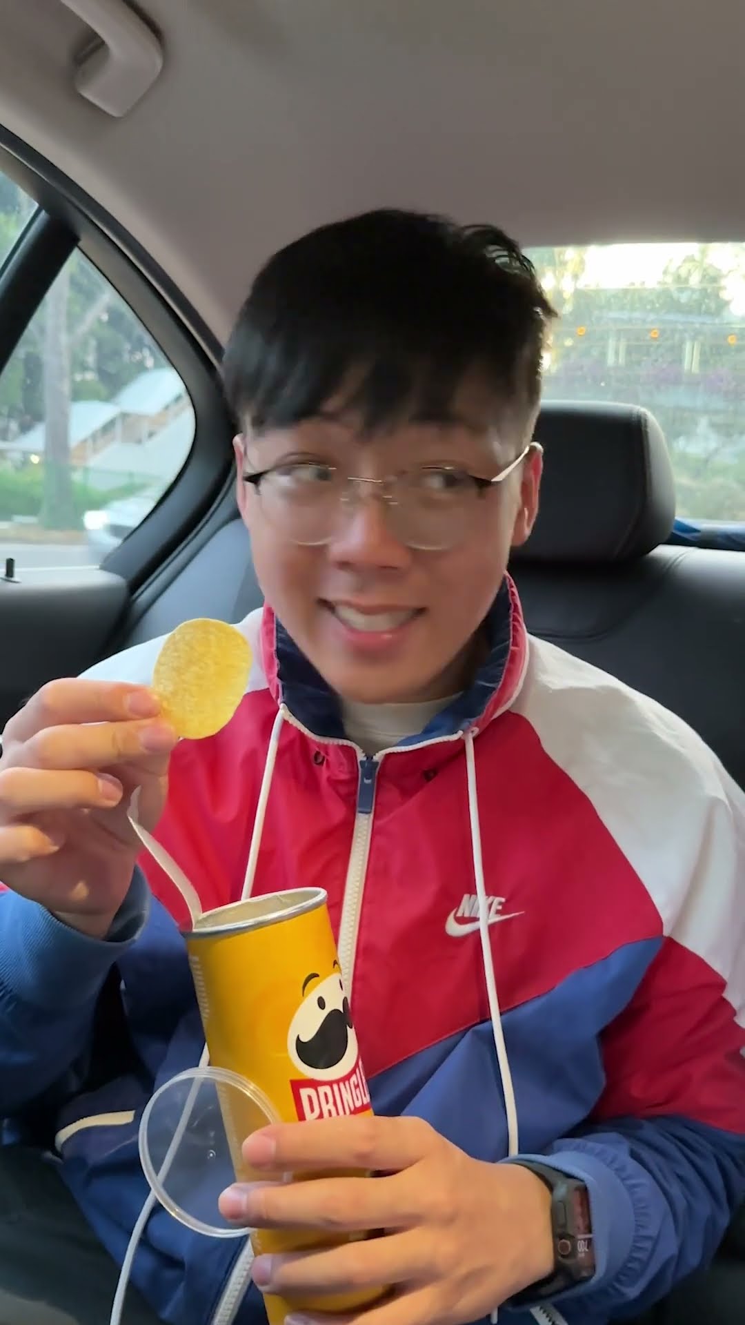 Stealing CHEESY CHIPS Be Like... #shorts #mingweirocks