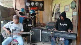 family pluz - Blora ; cover Koes Plus / Mengapa vol 7