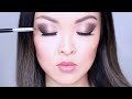 HOW TO: Blend Eyeshadow For Beginners | chiutips