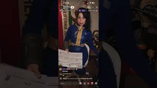 Foxy Roxy is in TikTok Studio LIVE