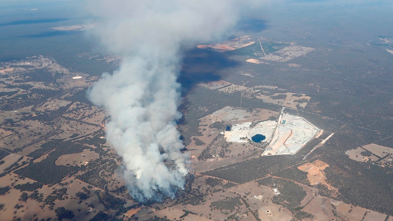 WA heatwave threatens emergency level bushfire