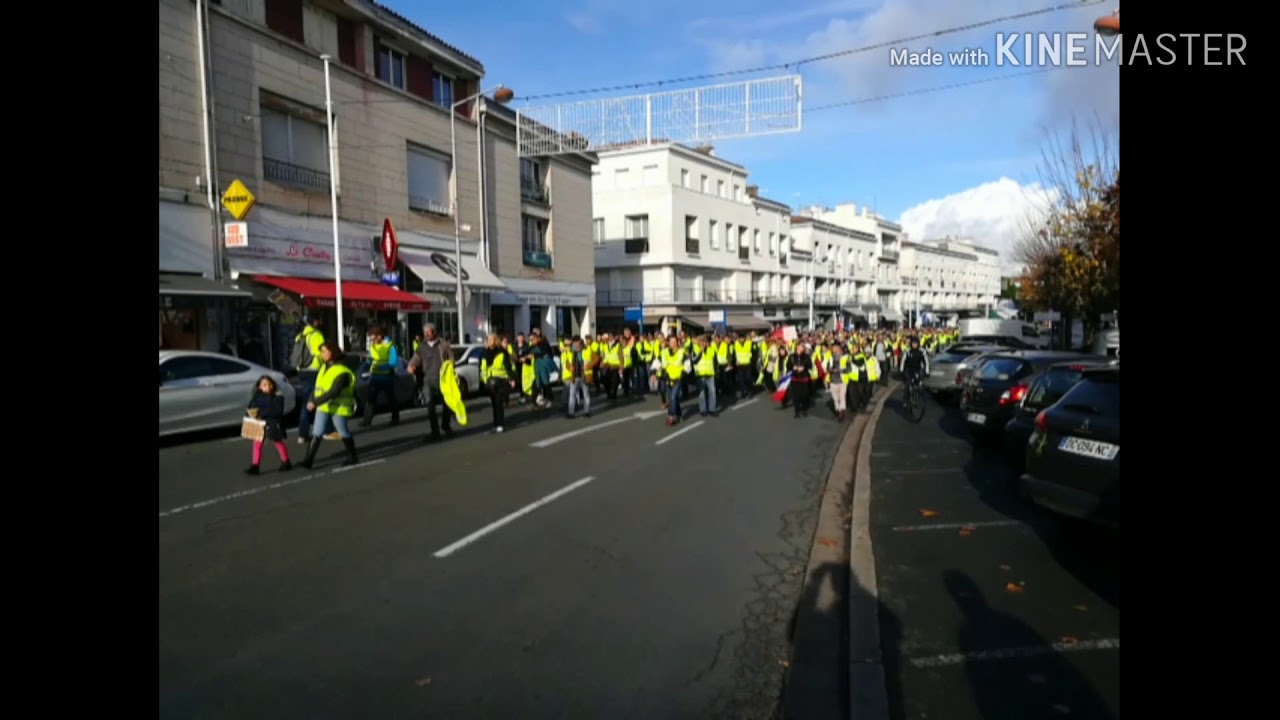 Gilets Jaunes Manifestation à Royan Samedi 24 Novembre