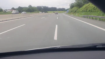 Får man köra hur fort som helst på Autobahn?