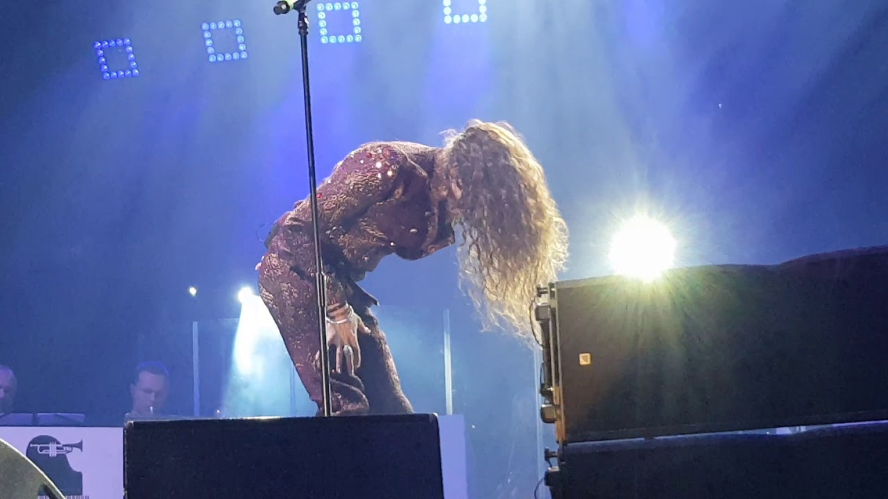 Michał Szpak - Dziwny jest ten świat - YouTube