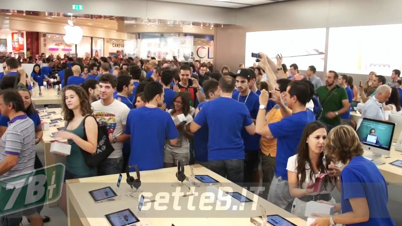 Apple Store Fiordaliso in Rozzano (Milano) Italy grand opening - YouTube