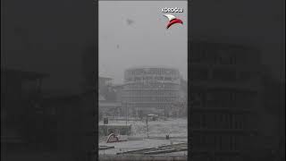 Bolu Kent Meydanında Kar Ğa