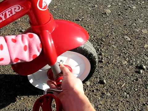 radio flyer tricycle pedal lock