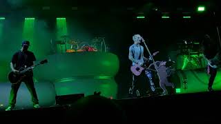 Machine Gun Kelly w/ Travis Barker - concert for aliens (live)