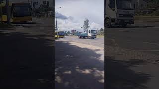 автобус #322 проезжает через остановку киевский свер