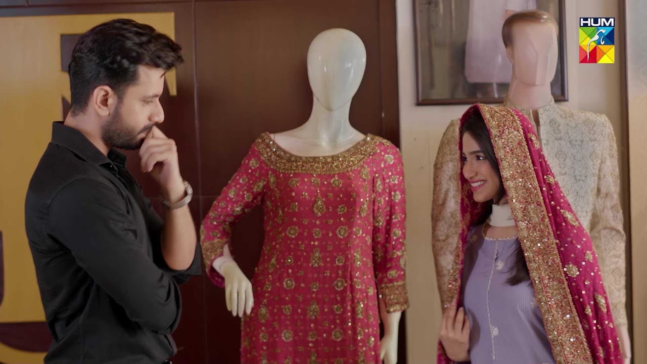 Kesi Lag Rahi Hun Dulhan Ke Roop Mein..? 