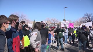 APS athletes protest school board's decision to continue online learning