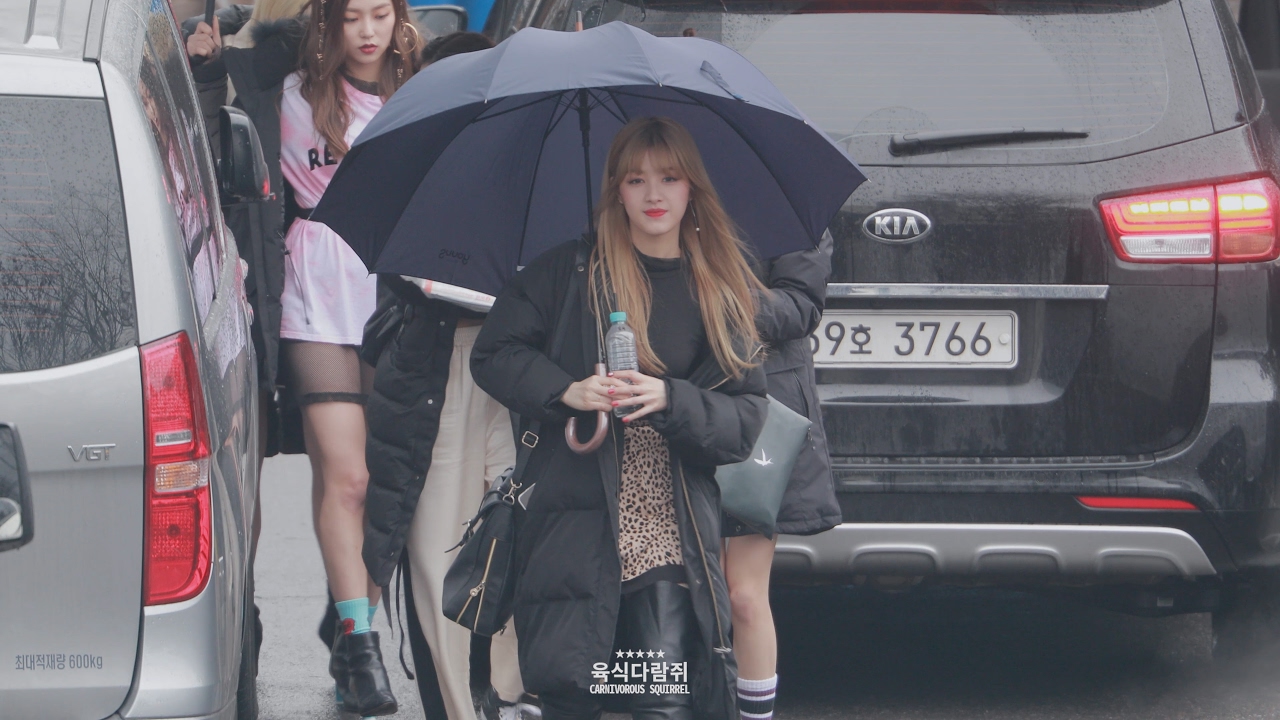 170205 CLC 인기가요 퇴근길 오승희 직캠 by 육식다람쥐