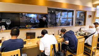 とり天！肉うどん！常連が殺到する駅前行列うどん店の鮮やかな注文さばき丨Udon Noodles in Osaka
