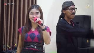 Wong Lanang Lara Atine (cover) Voc : Lastri Ijem