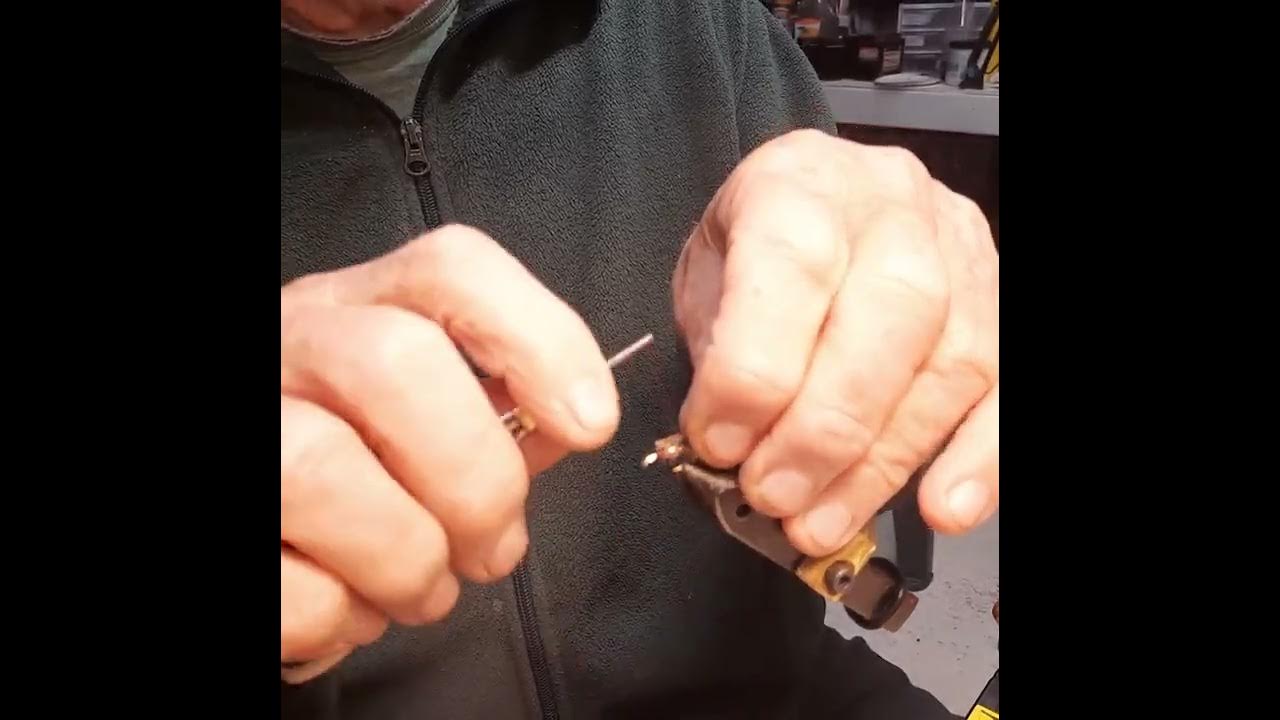 tying-a-march-brown-wet-fly-youtube