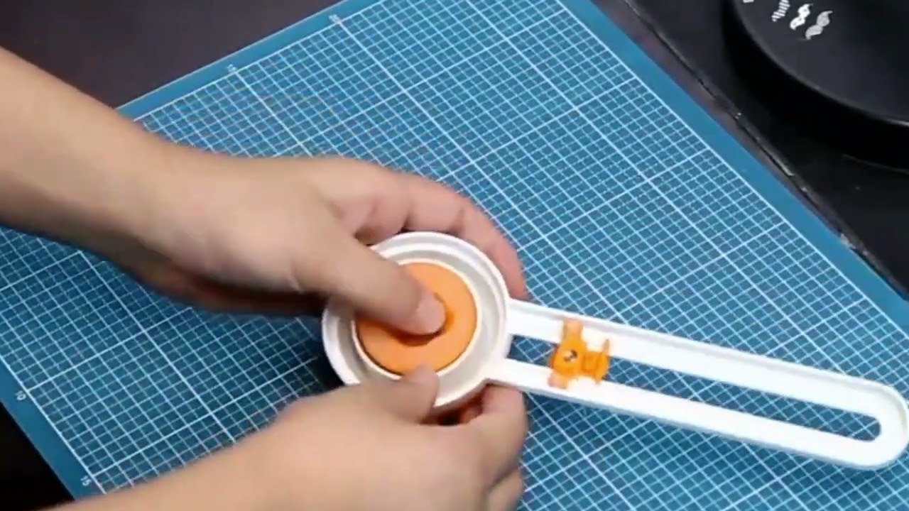 MyLifeUNIT: Circle Cutter, Circular Rotary Cutter for Paper Crafts